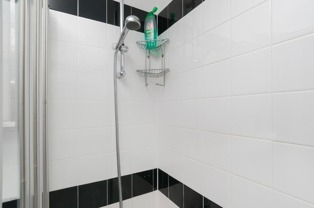 Dean Village - Lovely 2 Bed In Picturesque Dean Village With Balcony And Private Parking Appartement *